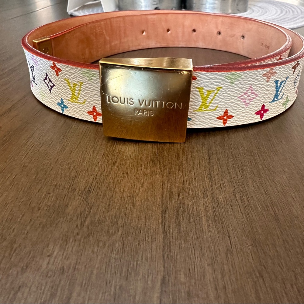 Authentic Louis Vuitton Multi white belt 80/32